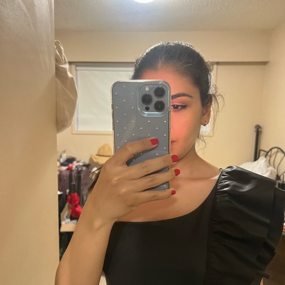 Dress - Picture 3 of 4